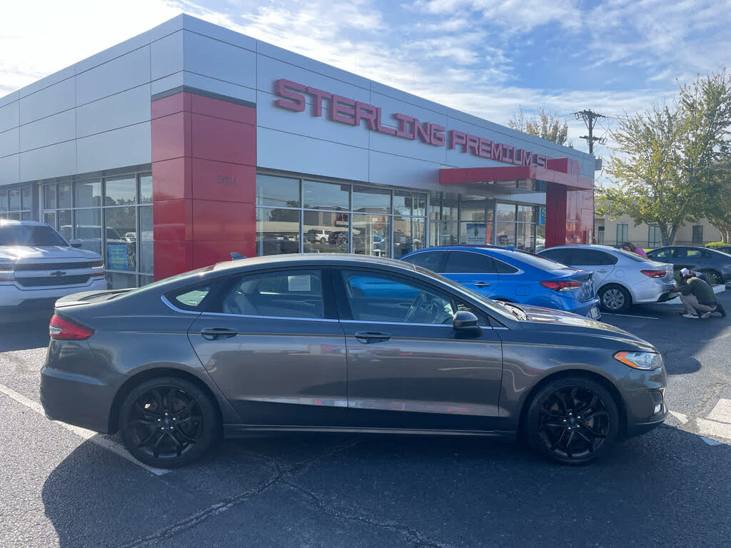 2020 Ford Fusion SE FWD