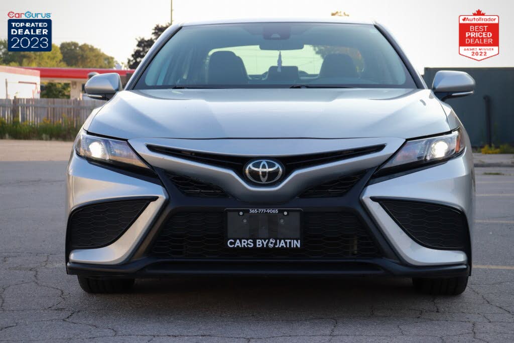 Toyota Camry SE FWD 2023