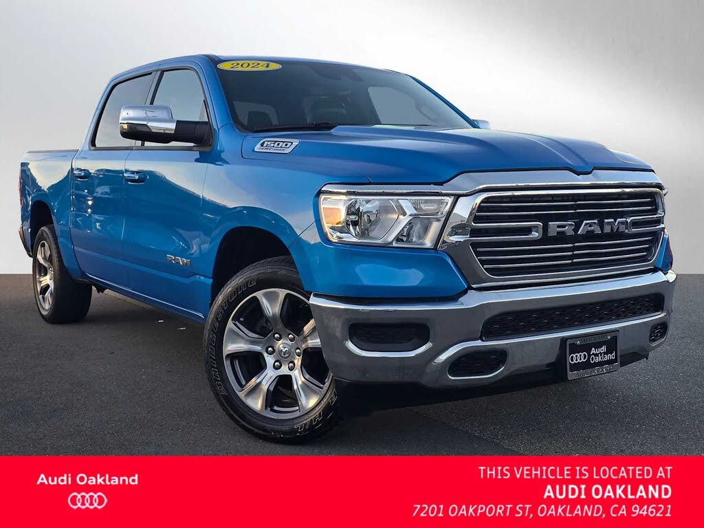2024 RAM 1500 Laramie Crew Cab 4WD