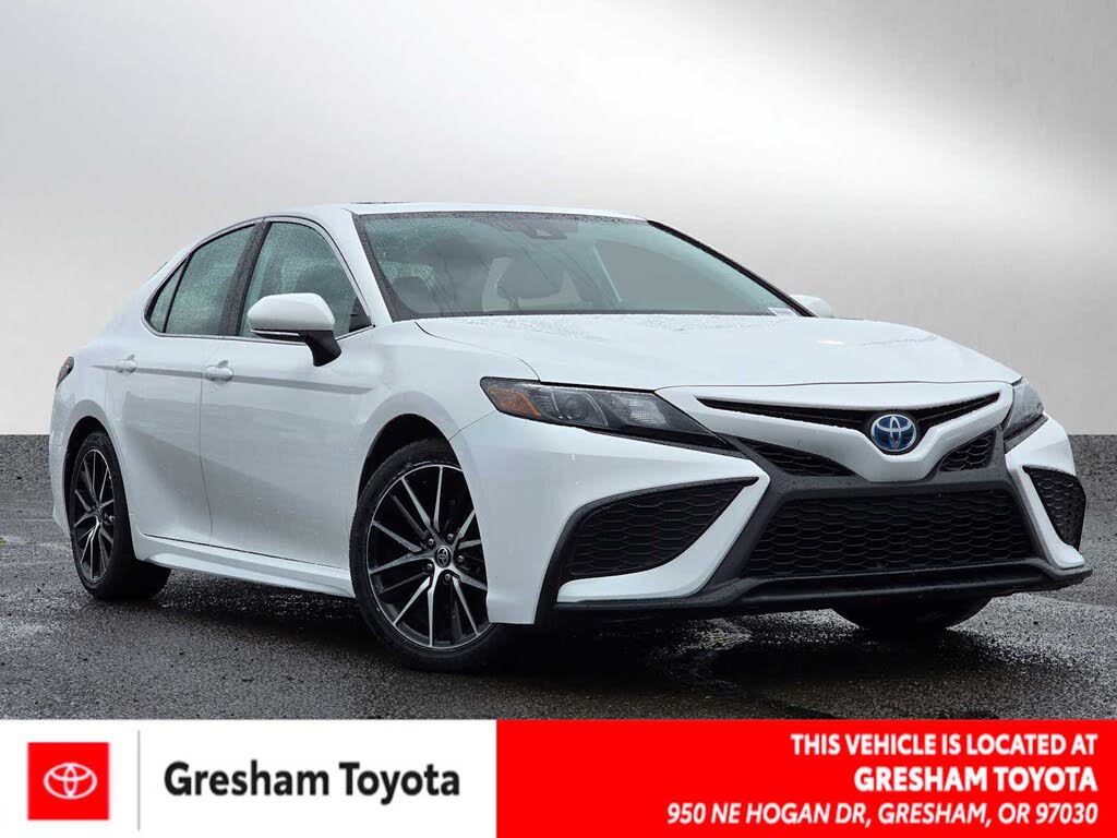 2024 Toyota Camry Hybrid SE FWD