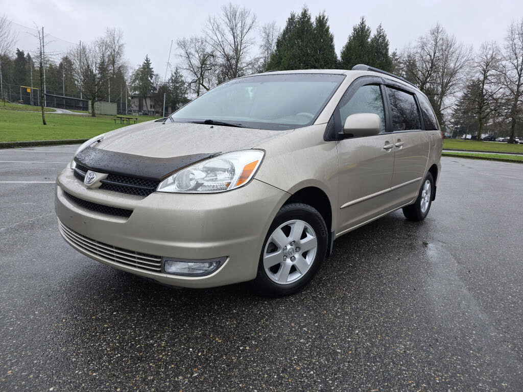 2005 Toyota Sienna LE