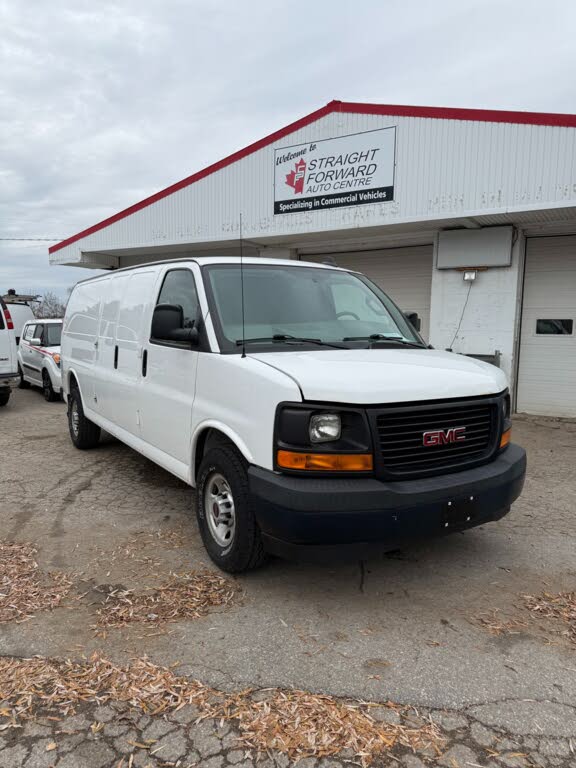 2017 GMC Savana Cargo 2500 Extended RWD