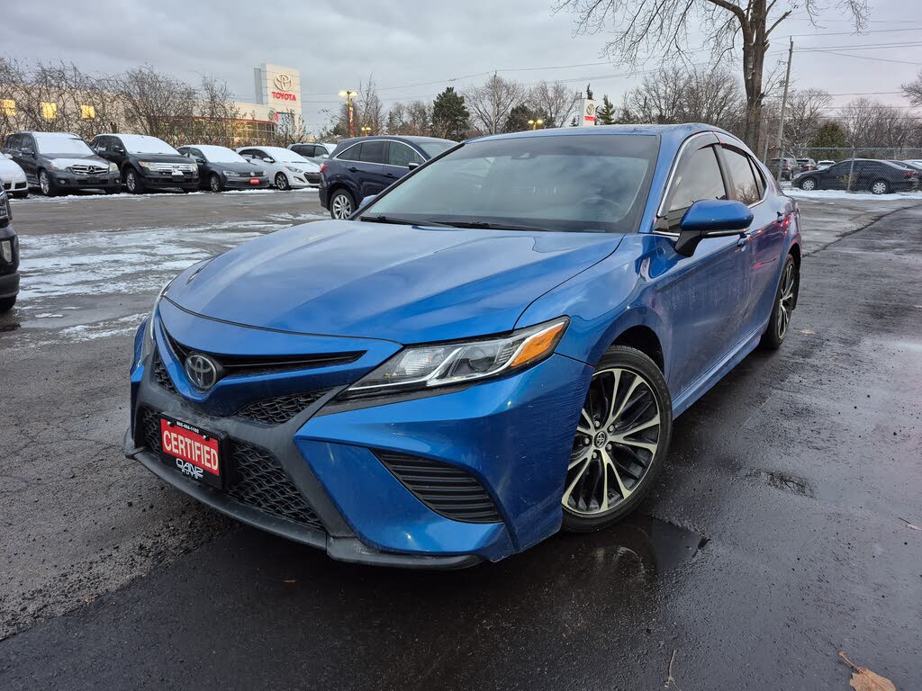 2018 Toyota Camry SE