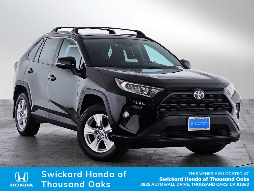 2021 Toyota RAV4 XLE FWD