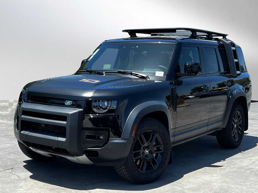 2023 Land Rover Defender 130 SE AWD