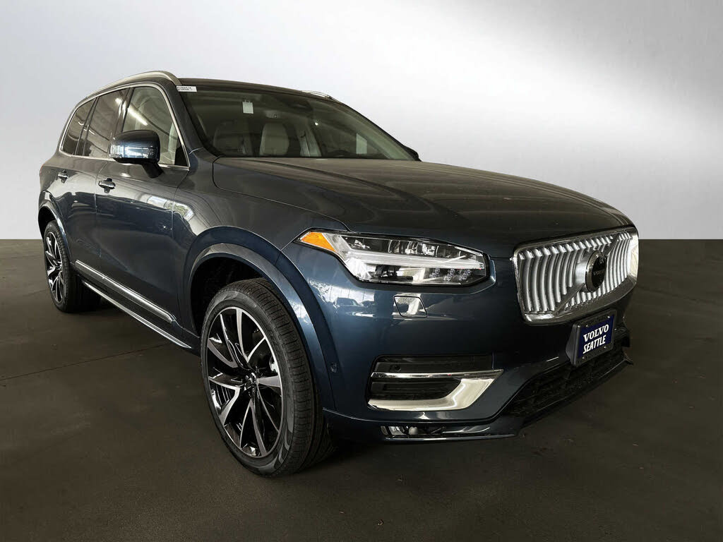 2023 Volvo XC90 B5 Plus Bright Theme AWD