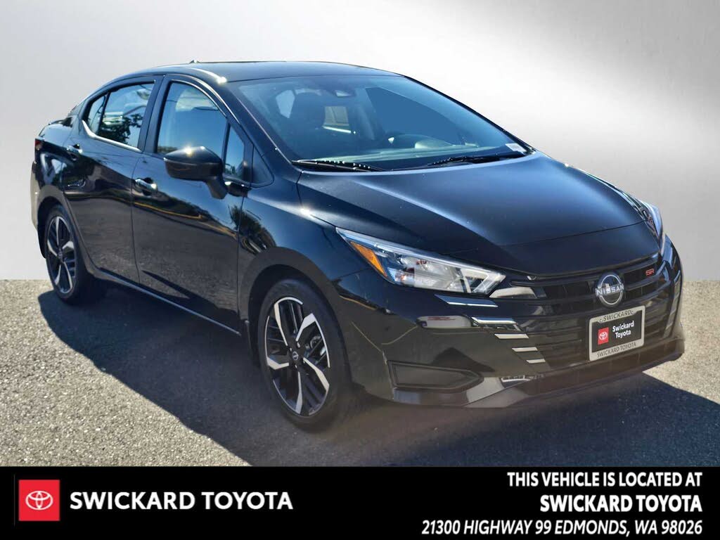 2024 Nissan Versa SR FWD