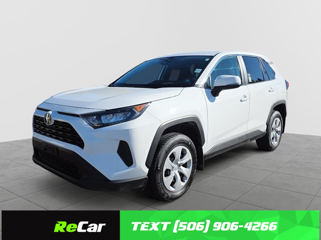 Toyota RAV4 LE AWD 2024