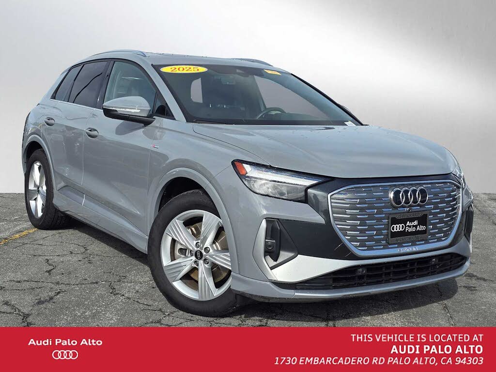 2025 Audi Q4 e-tron quattro Premium Plus 55