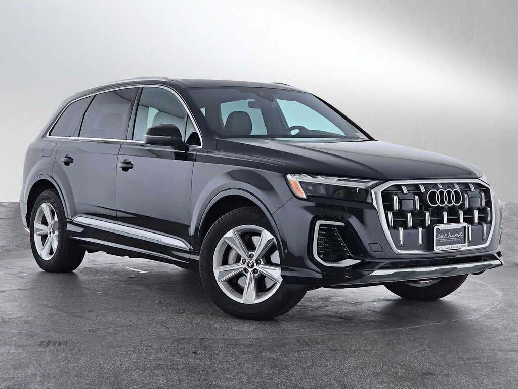 2025 Audi Q7 quattro Premium 55 TFSI