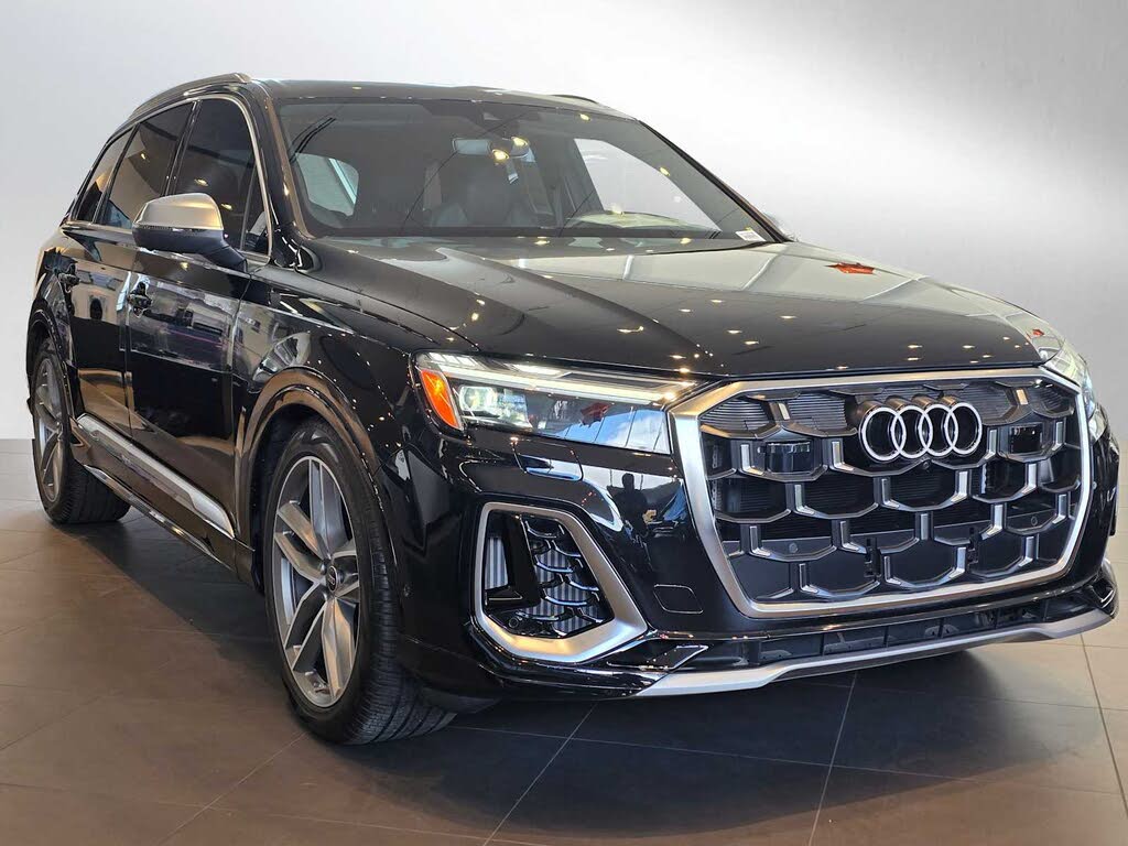 2025 Audi SQ7 4.0T quattro Premium Plus