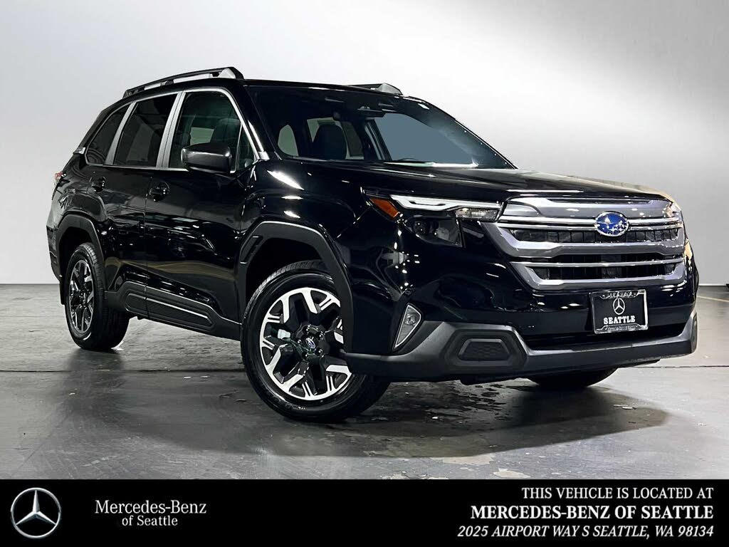 2025 Subaru Forester Premium Crossover AWD
