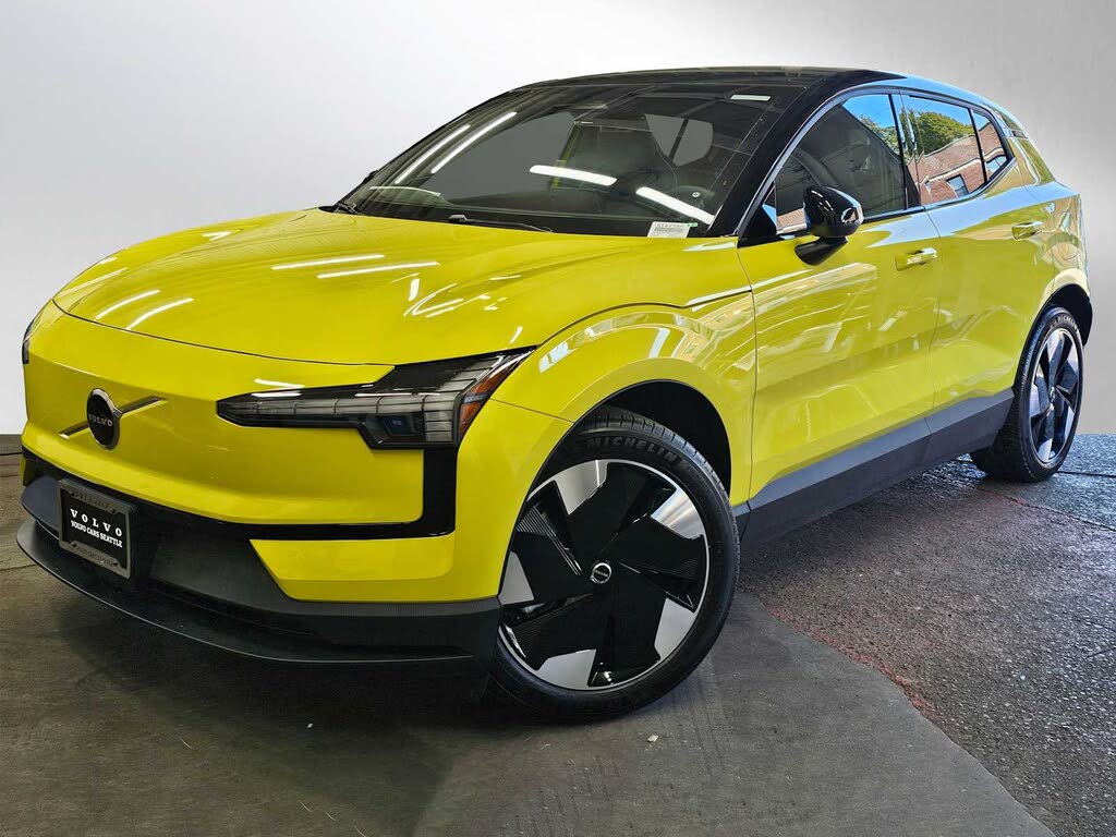 2025 Volvo EX30 Twin Plus eAWD