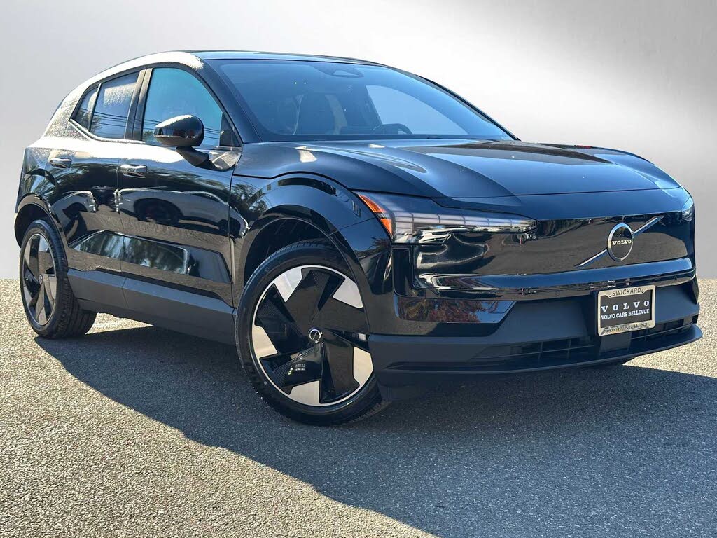 2025 Volvo EX30 Twin Plus eAWD