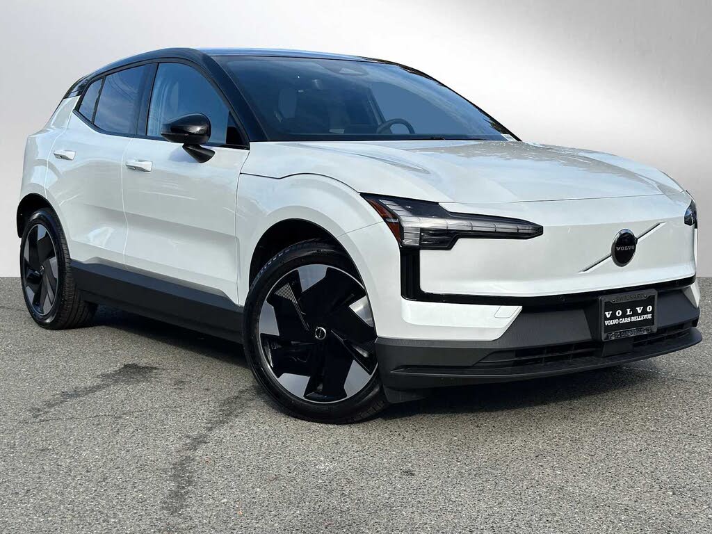 2025 Volvo EX30 Twin Plus eAWD