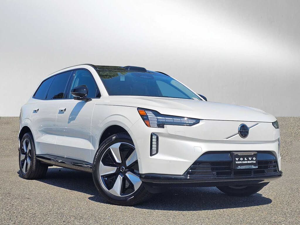 2025 Volvo EX90 Twin Performance Plus 6-Passenger eAWD