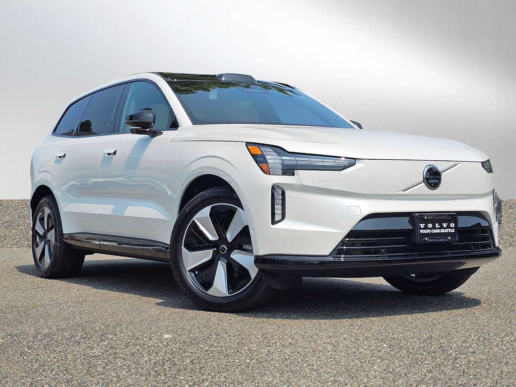 2025 Volvo EX90 Twin Performance Plus 7-Passenger eAWD