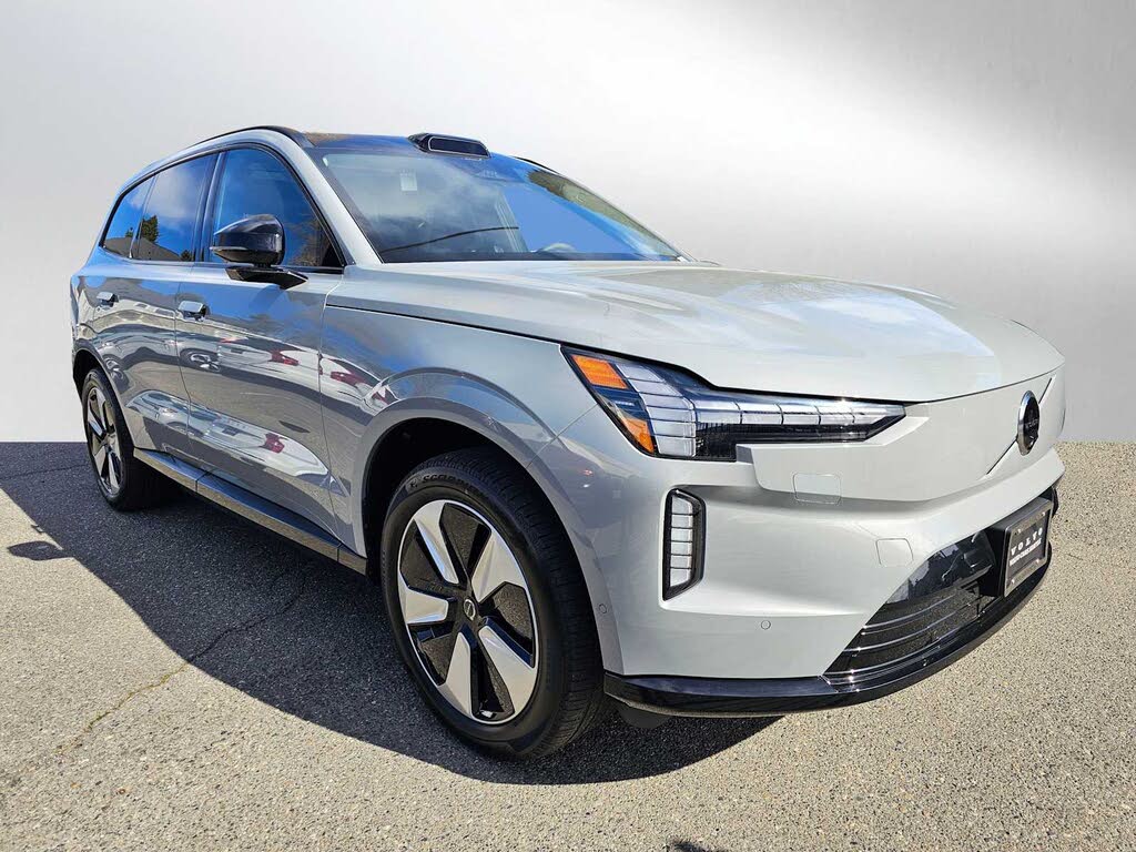 2025 Volvo EX90 Twin Plus 7-Passenger eAWD