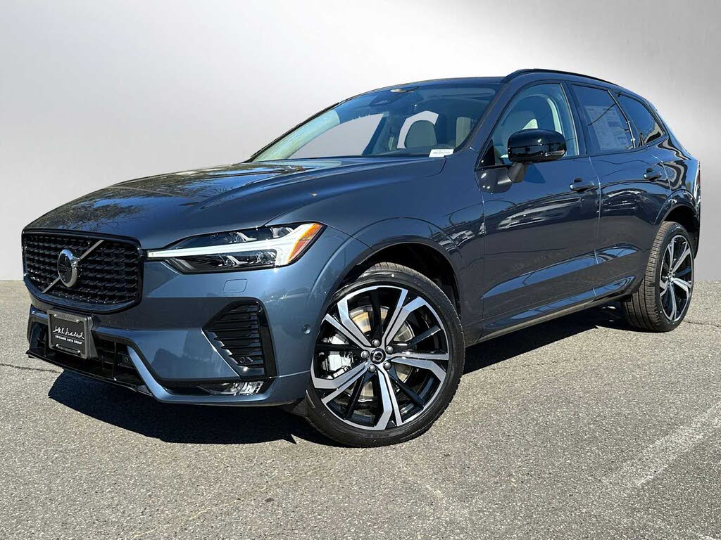 2025 Volvo XC60 B5 Ultra Dark Theme AWD