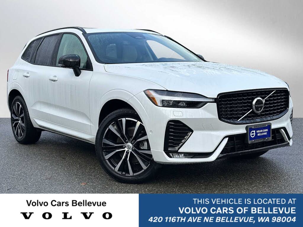 2025 Volvo XC60 B5 Plus Dark Theme AWD