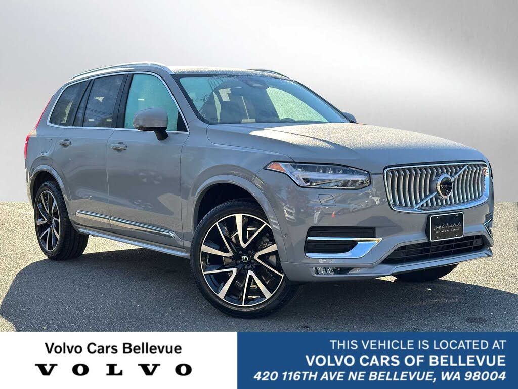 2025 Volvo XC90 B5 Plus Bright Theme AWD