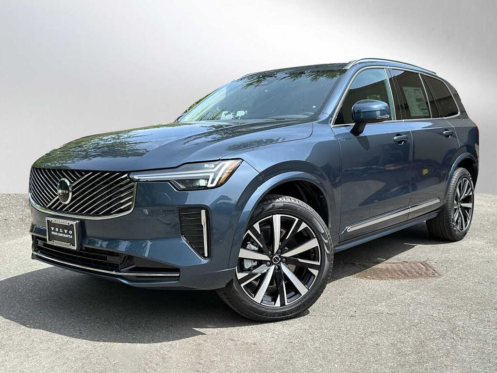 2025 Volvo XC90 B5 Core Bright Theme AWD