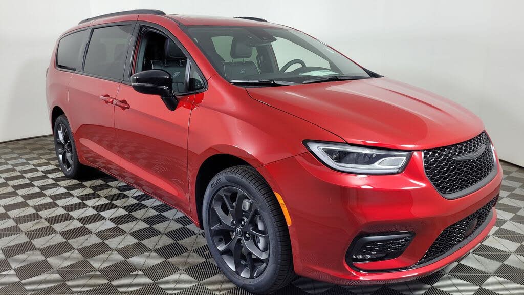 2026 Chrysler Pacifica Limited AWD