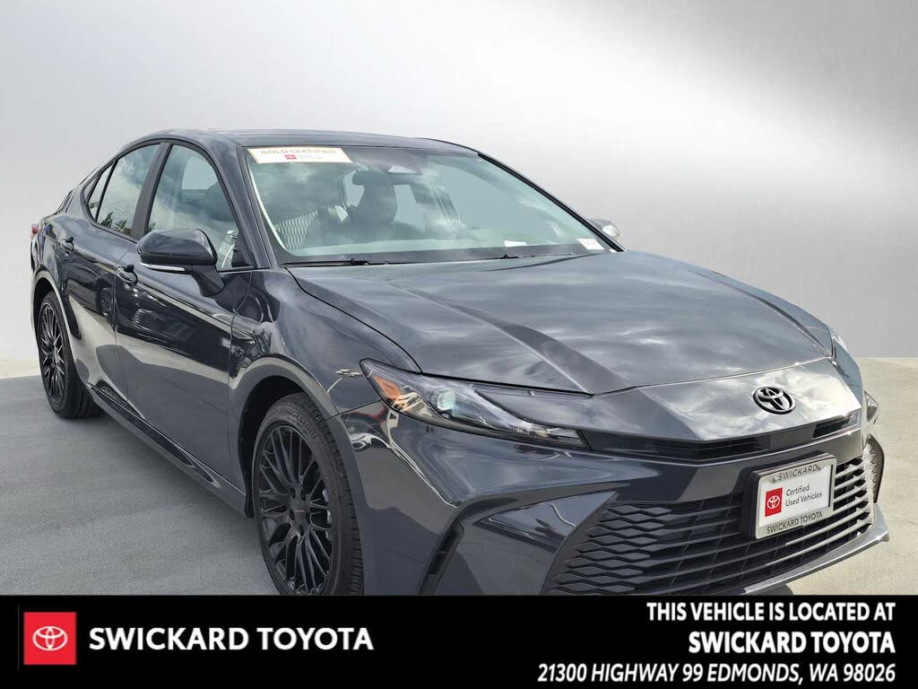 2026 Toyota Camry LE FWD