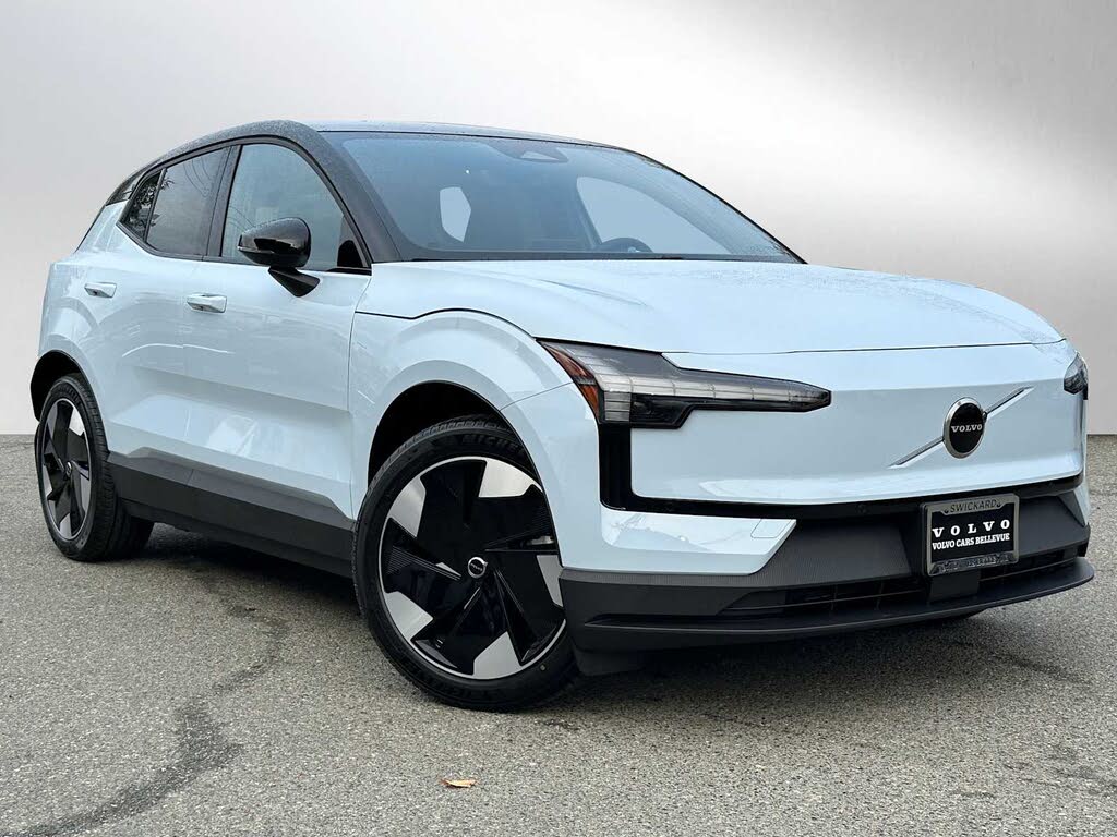 2026 Volvo EX30 Twin Plus eAWD