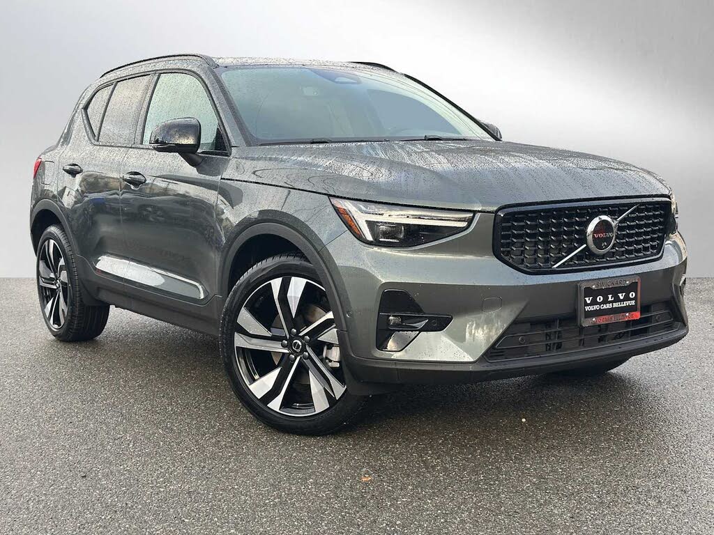 2026 Volvo XC40 B5 Ultra AWD