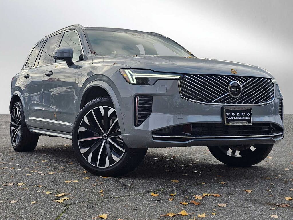 2026 Volvo XC90 B6 Plus 6-Passenger AWD