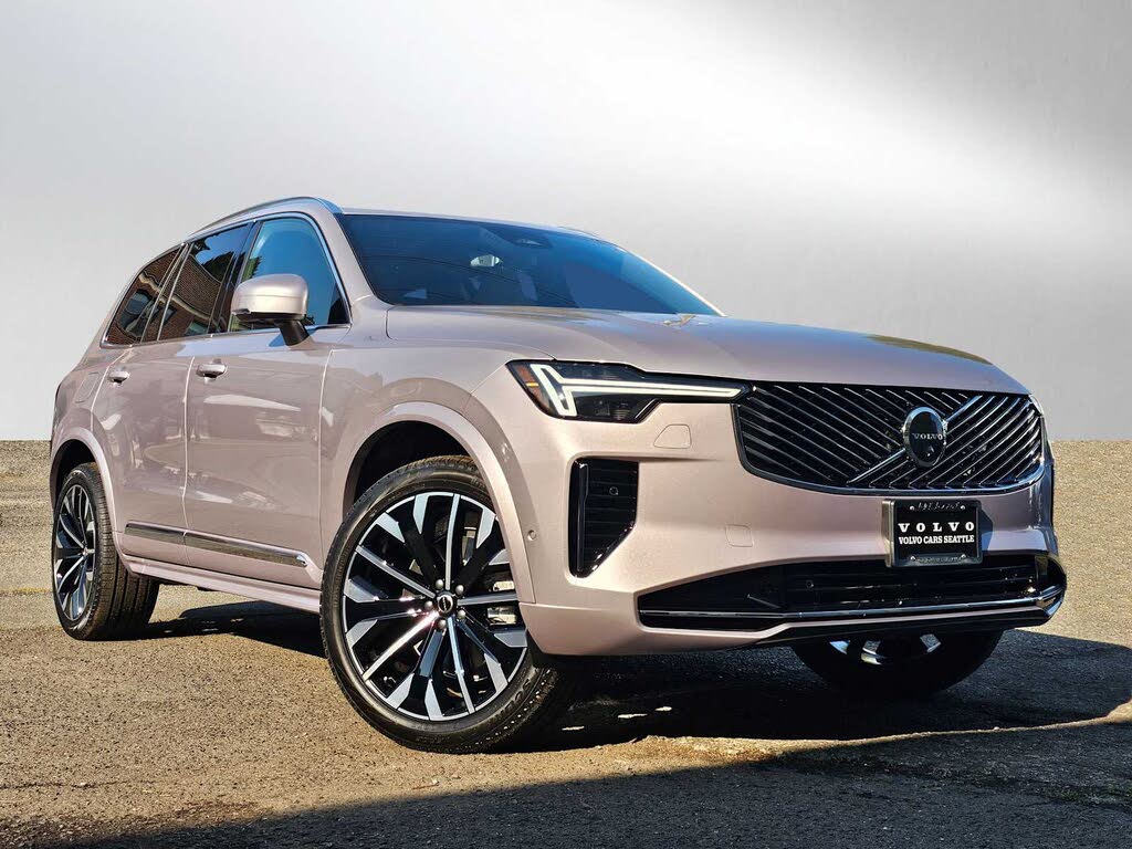 2026 Volvo XC90 B6 Plus 6-Passenger AWD