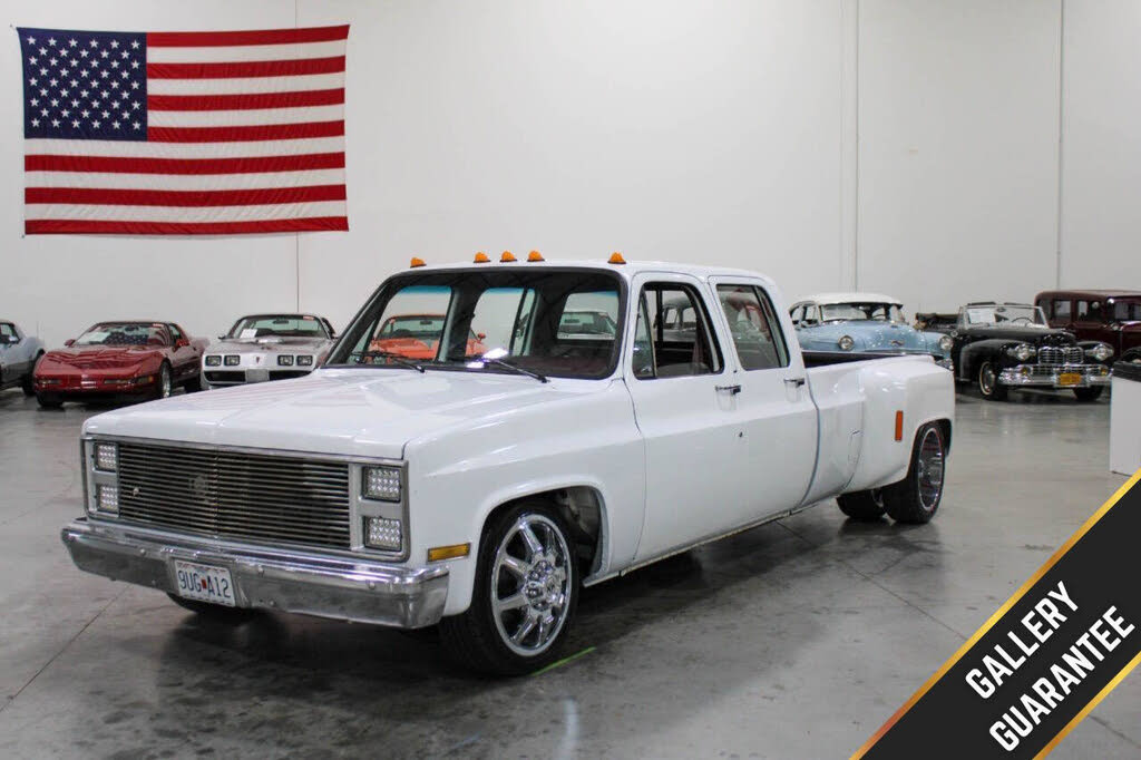 1988 Chevrolet R/V 3500 Scottsdale Crew Cab LB RWD