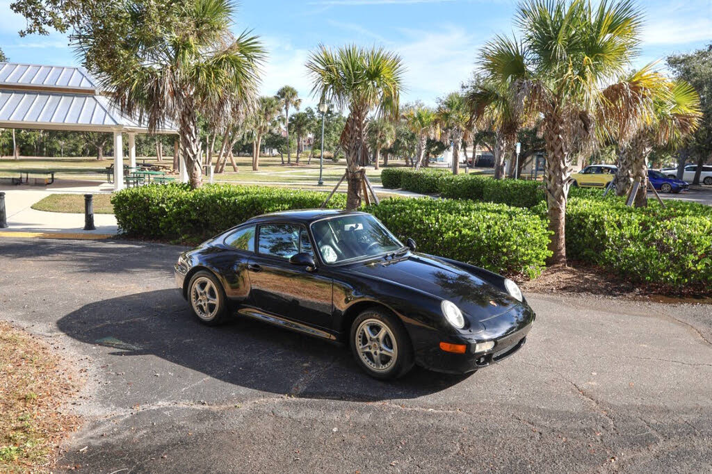 1997 Porsche 911 Carrera Coupe RWD