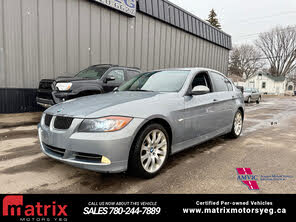 BMW 3 Series 330i Sedan RWD