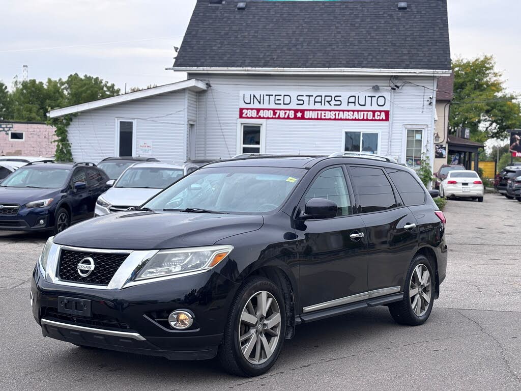 Nissan Pathfinder SV 4WD 2015