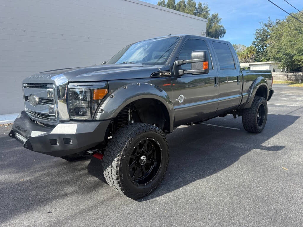 2016 Ford F-250 Super Duty Lariat Crew Cab 4WD