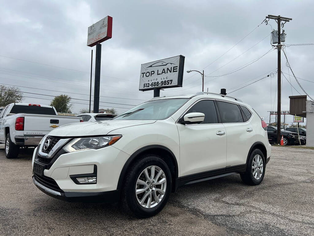 2017 Nissan Rogue SV FWD