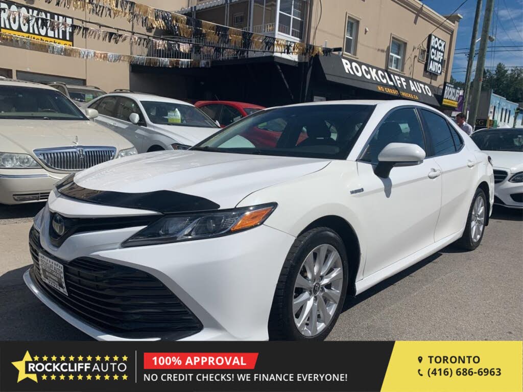 2018 Toyota Camry Hybrid LE FWD