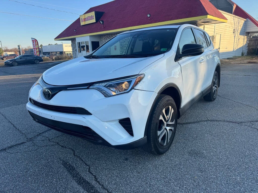 2018 Toyota RAV4 LE