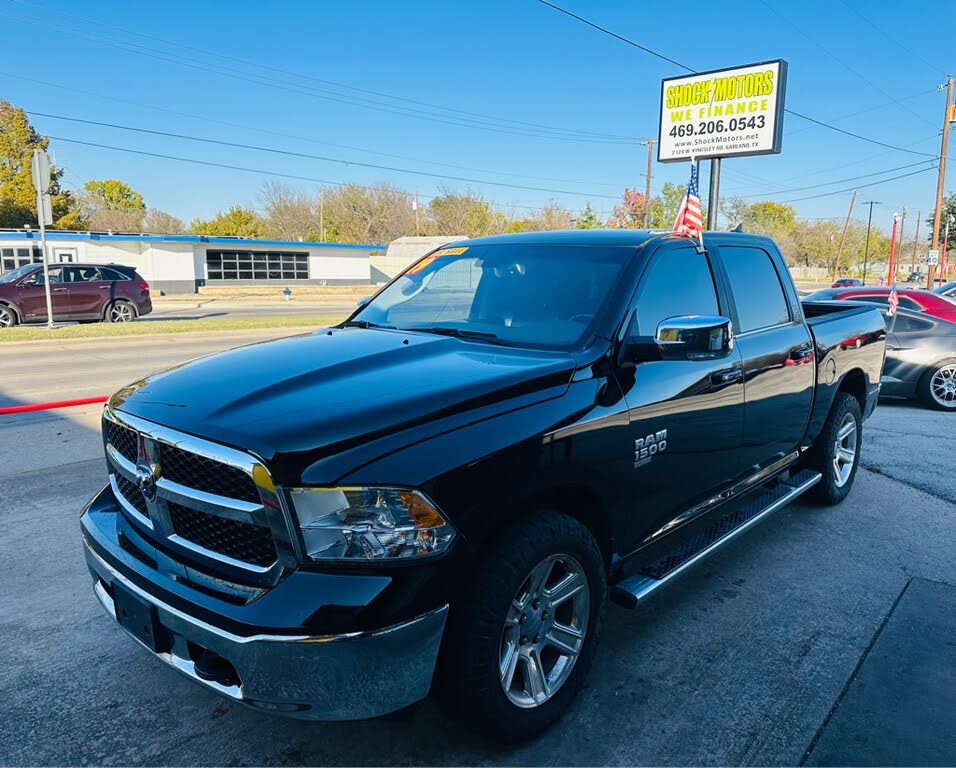 2019 RAM 1500 Classic SLT Crew Cab 4WD