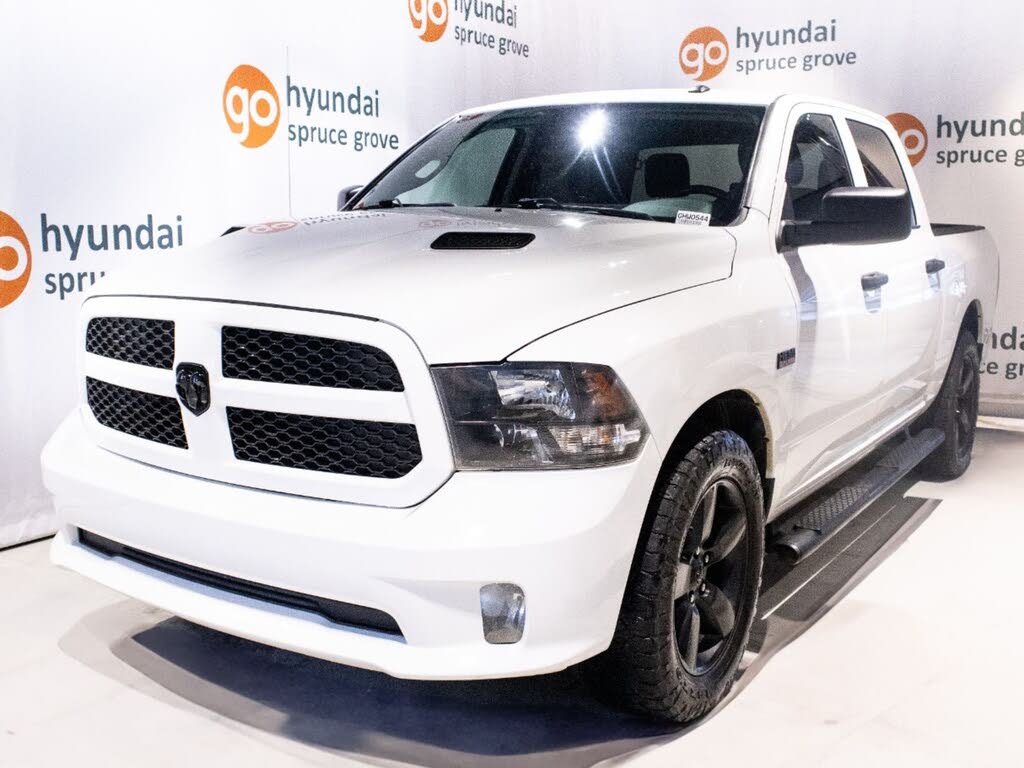 2019 RAM 1500 Classic Express Crew Cab 4WD