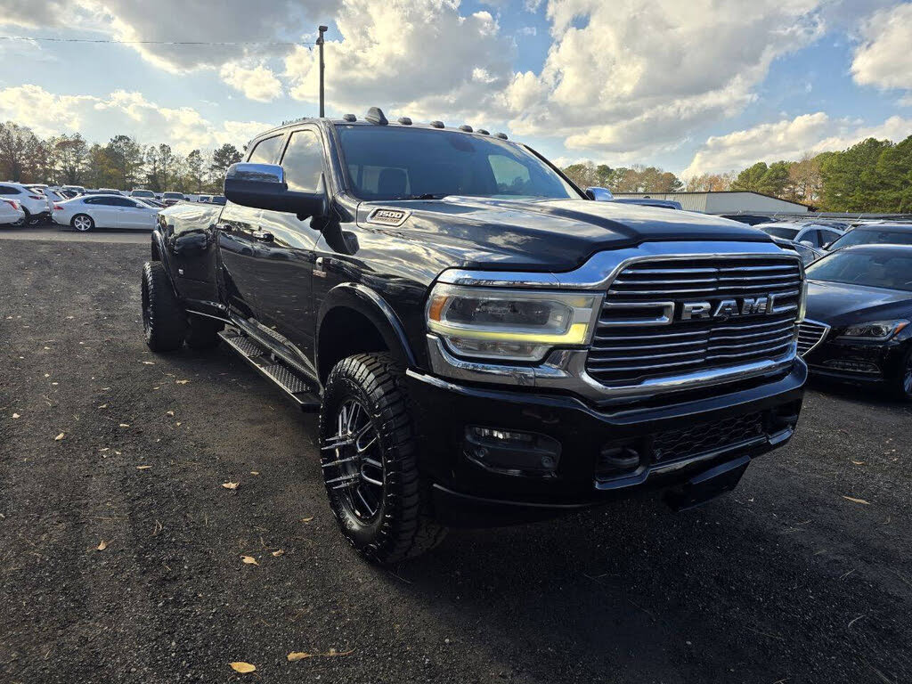 2019 RAM 3500 Laramie Crew Cab LB DRW 4WD