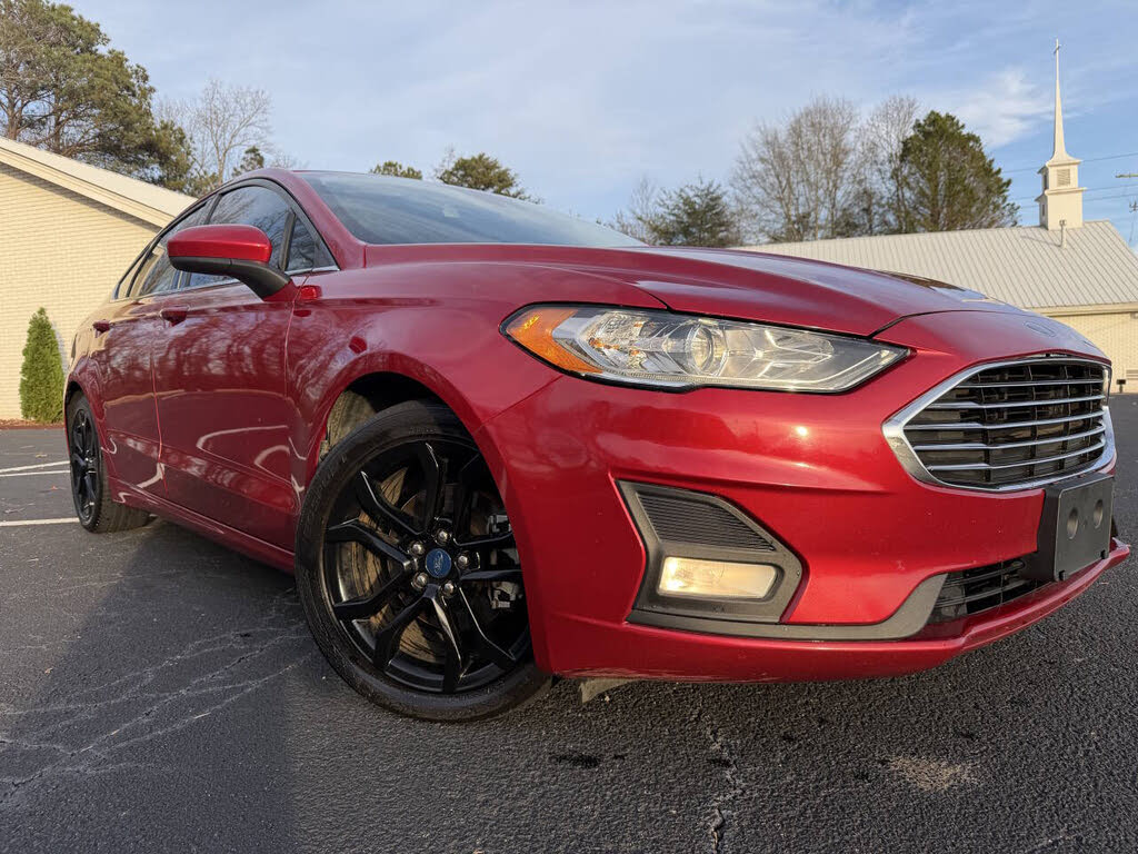 2020 Ford Fusion SE FWD