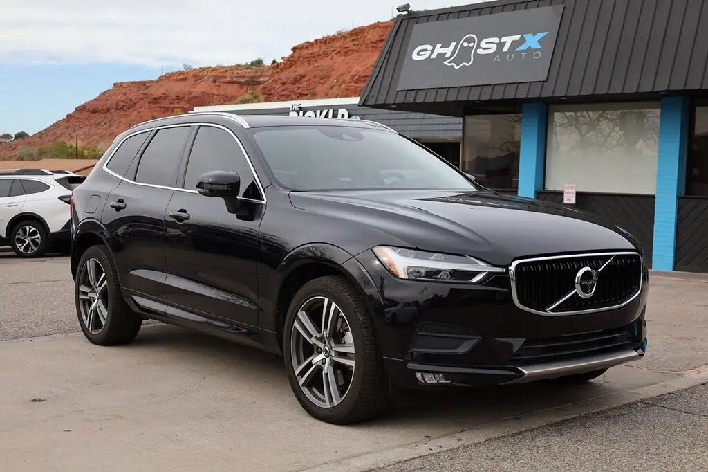 2021 Volvo XC60 T6 Momentum AWD
