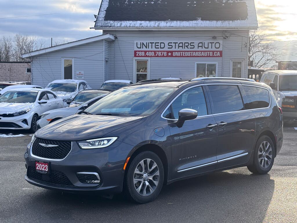 2023 Chrysler Pacifica Hybrid Pinnacle FWD