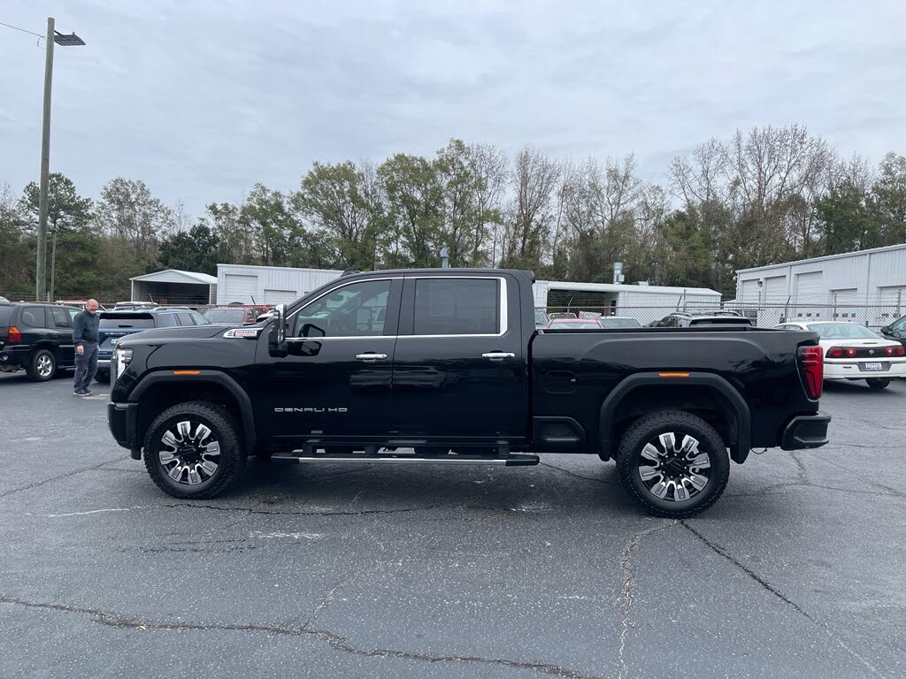 2024 GMC Sierra 2500HD Denali Crew Cab 4WD