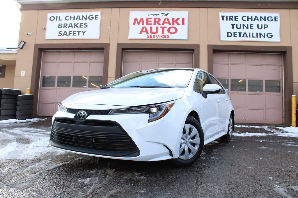 2024 Toyota Corolla LE FWD