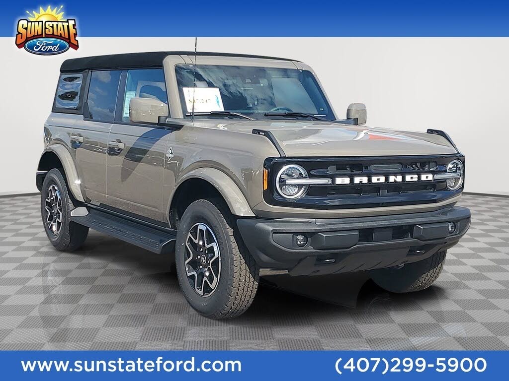 2025 Ford Bronco Outer Banks 4-Door 4WD