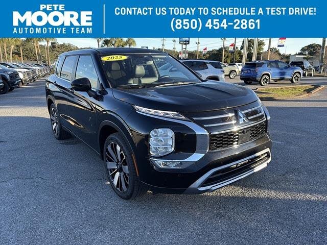 2025 Mitsubishi Outlander SE FWD